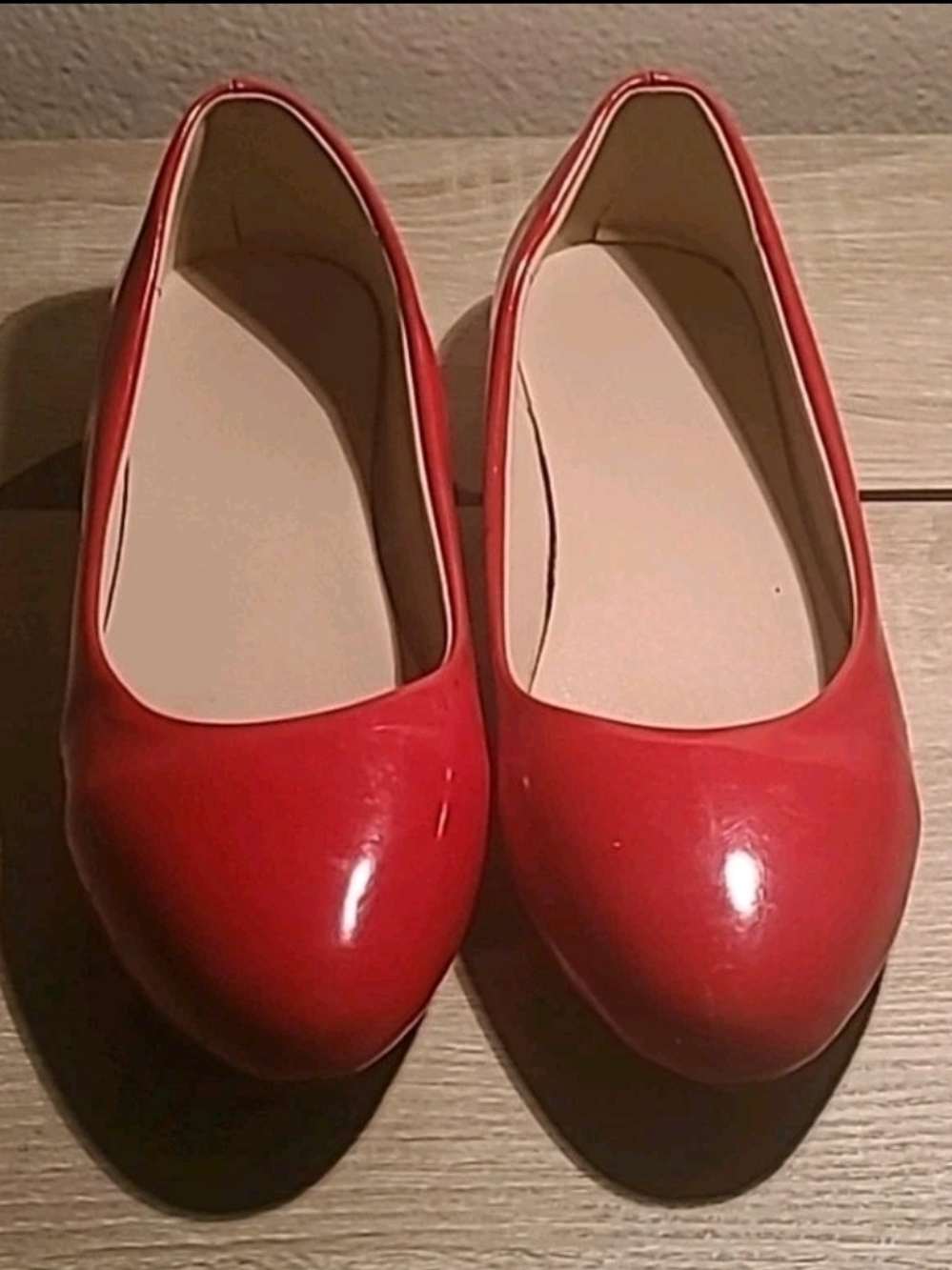 Women's Red Patent Leather Low Heel Pumps